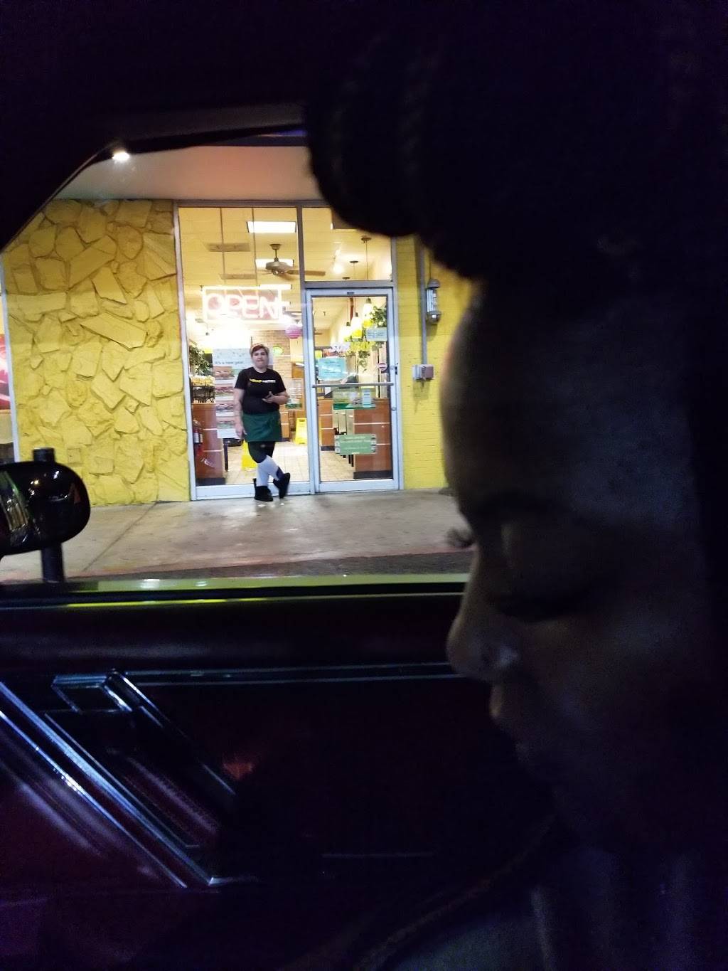 Subway | meal takeaway | 1815 S Sherwood Forest Blvd, Baton Rouge, LA 70816, USA | 2252731050 OR +1 225-273-1050