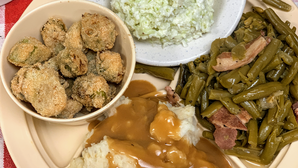 The Country Skillet | restaurant | In DeSoto Plaza, 1283 Main St, Southaven, MS 38671, USA | 6622802060 OR +1 662-280-2060