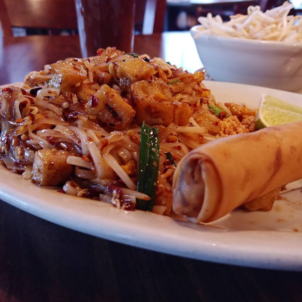 Thai Hut Restaurant | restaurant | 9902 Potranco Rd, San Antonio, TX 78251, USA | 2109512839 OR +1 210-951-2839