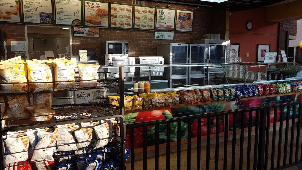 Subway Restaurants | restaurant | 620 E Twiggs St, Tampa, FL 33602, USA | 8132235353 OR +1 813-223-5353
