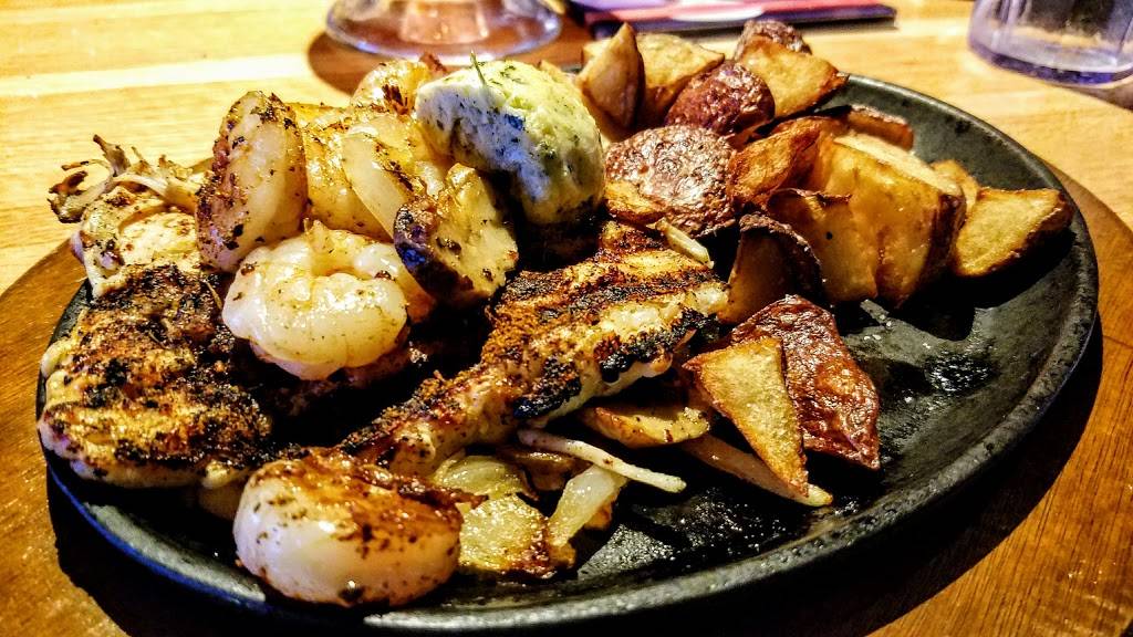 Applebees Grill + Bar | restaurant | 13301 Middlebelt Rd, Livonia, MI 48150, USA | 7342454680 OR +1 734-245-4680