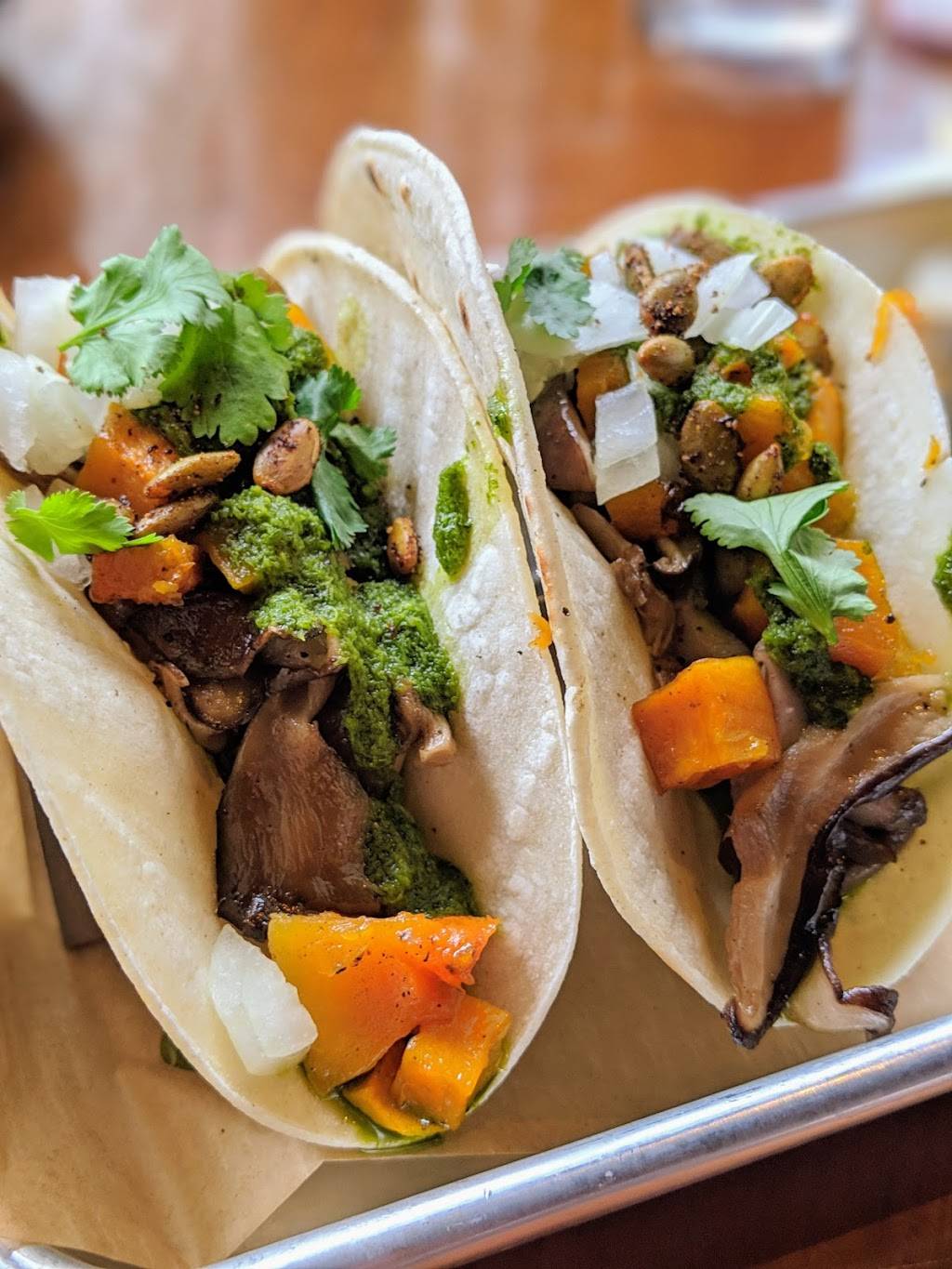 Market Garden Brewery | restaurant | 3418, 1947 W 25th St, Cleveland, OH 44113, USA | 2166214000 OR +1 216-621-4000