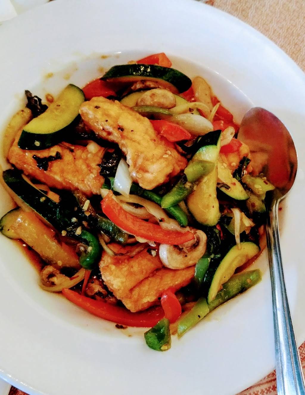 Siam Orchid Thai Cuisine | restaurant | 4410 900 E, Millcreek, UT 84124, USA | 8012667899 OR +1 801-266-7899