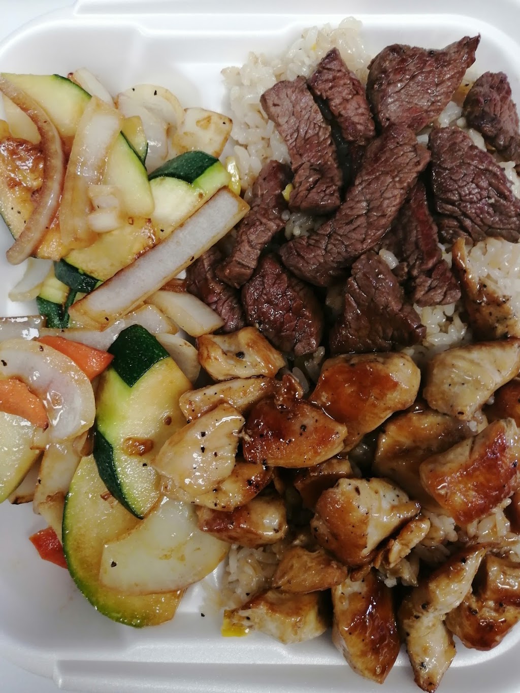 Mr kirin Japanese kitchen | restaurant | 2920 Martinsville Rd Ste F, Greensboro, NC 27408, USA | 3368973001 OR +1 336-897-3001