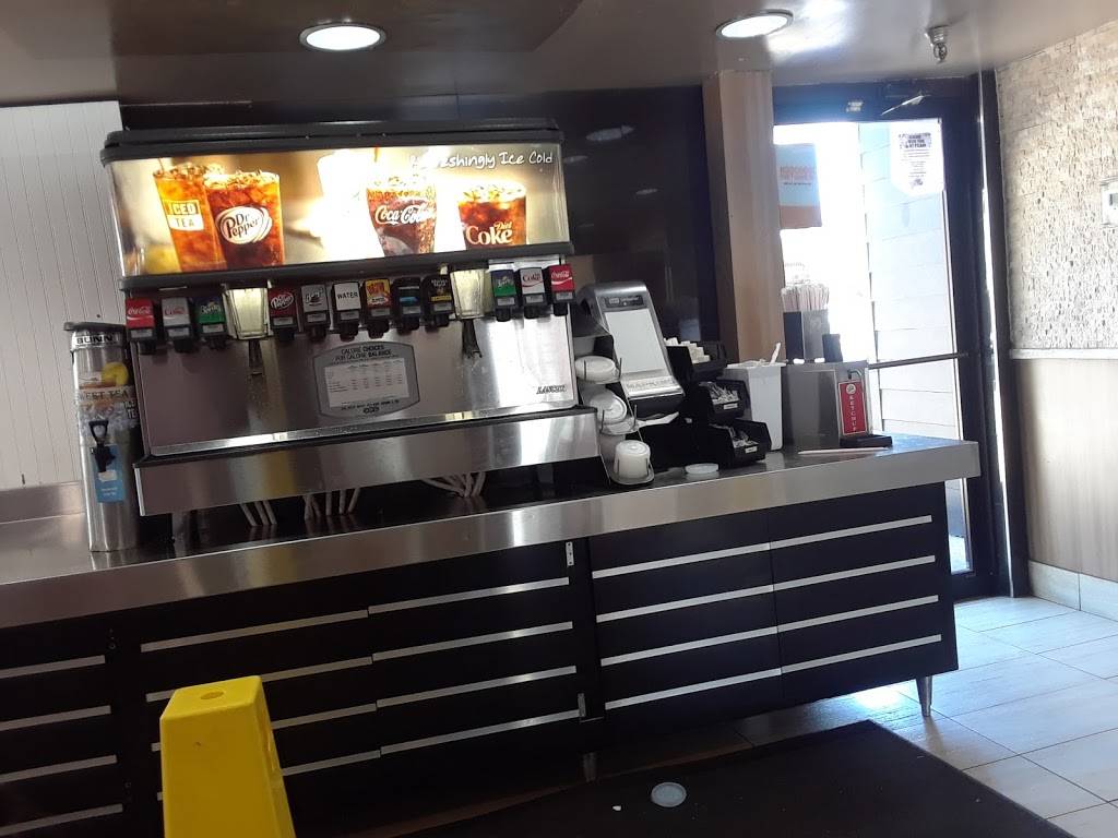 Burger King | restaurant | 907 W Davis St, Conroe, TX 77301, USA | 9364416606 OR +1 936-441-6606