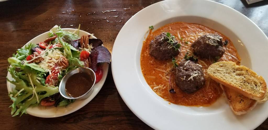 Friends Grille and Bar | restaurant | 3338-B Country Club Road, Valdosta, GA 31605, USA | 2292423282 OR +1 229-242-3282