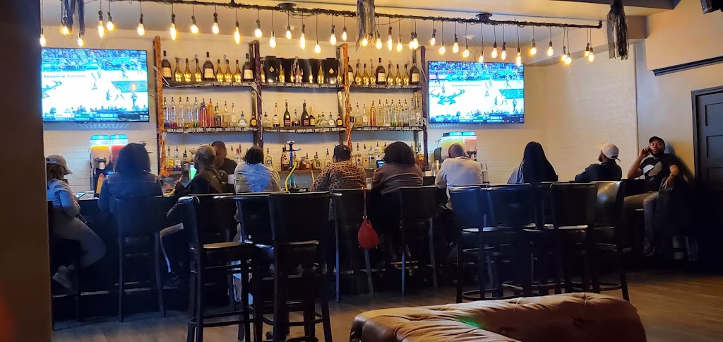 Prime Social Restaurant & Bar | restaurant | 7225 N 76th St, Milwaukee, WI 53223, USA | 4147601791 OR +1 414-760-1791