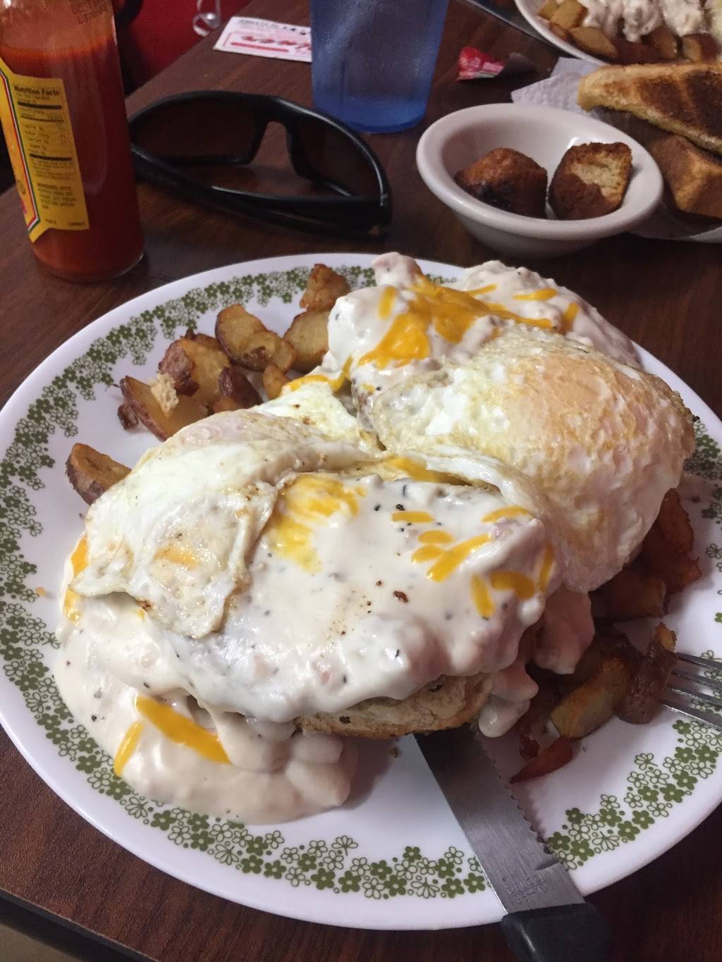 Sweets Diner II | restaurant | 2320 Tamiami Trail # 9, Port Charlotte, FL 33952, USA | 9416243700 OR +1 941-624-3700