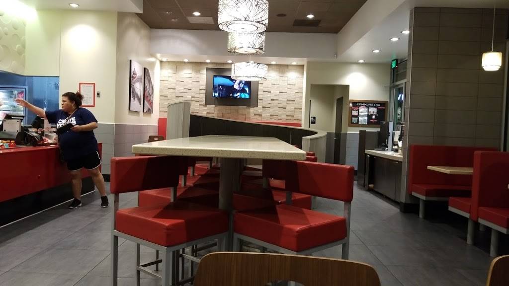 Panda Express | meal takeaway | 102 East Ovilla Road, Red Oak, TX 75154, USA | 9725763098 OR +1 972-576-3098