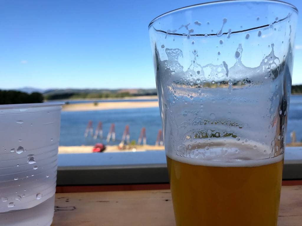 Roof | restaurant | 31 Cowlitz St #15, St Helens, OR 97051, USA | 5033965514 OR +1 503-396-5514