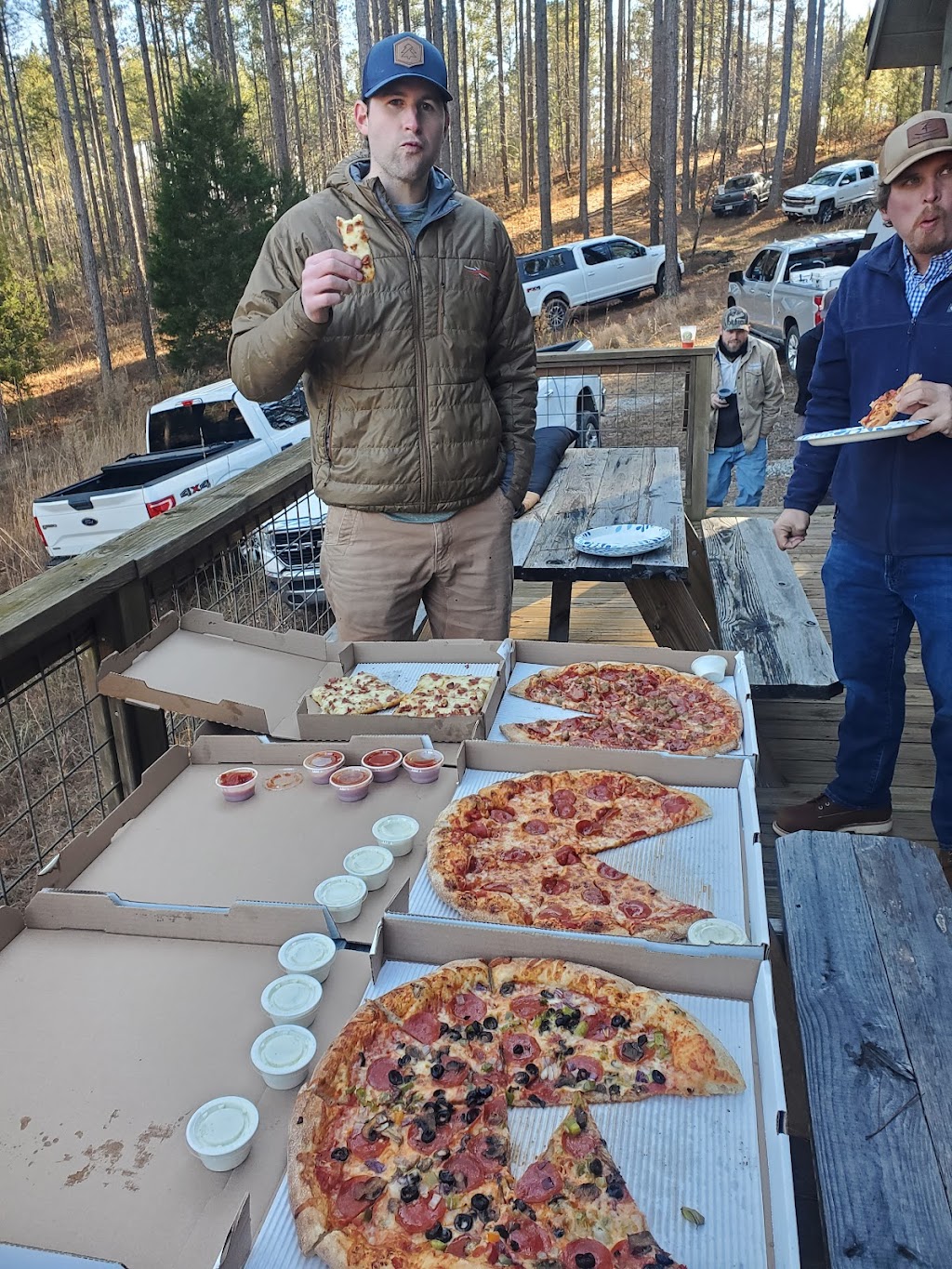 Crawford Pizza | restaurant | 1151 Athens Rd, Crawford, GA 30630, USA | 7067436055 OR +1 706-743-6055