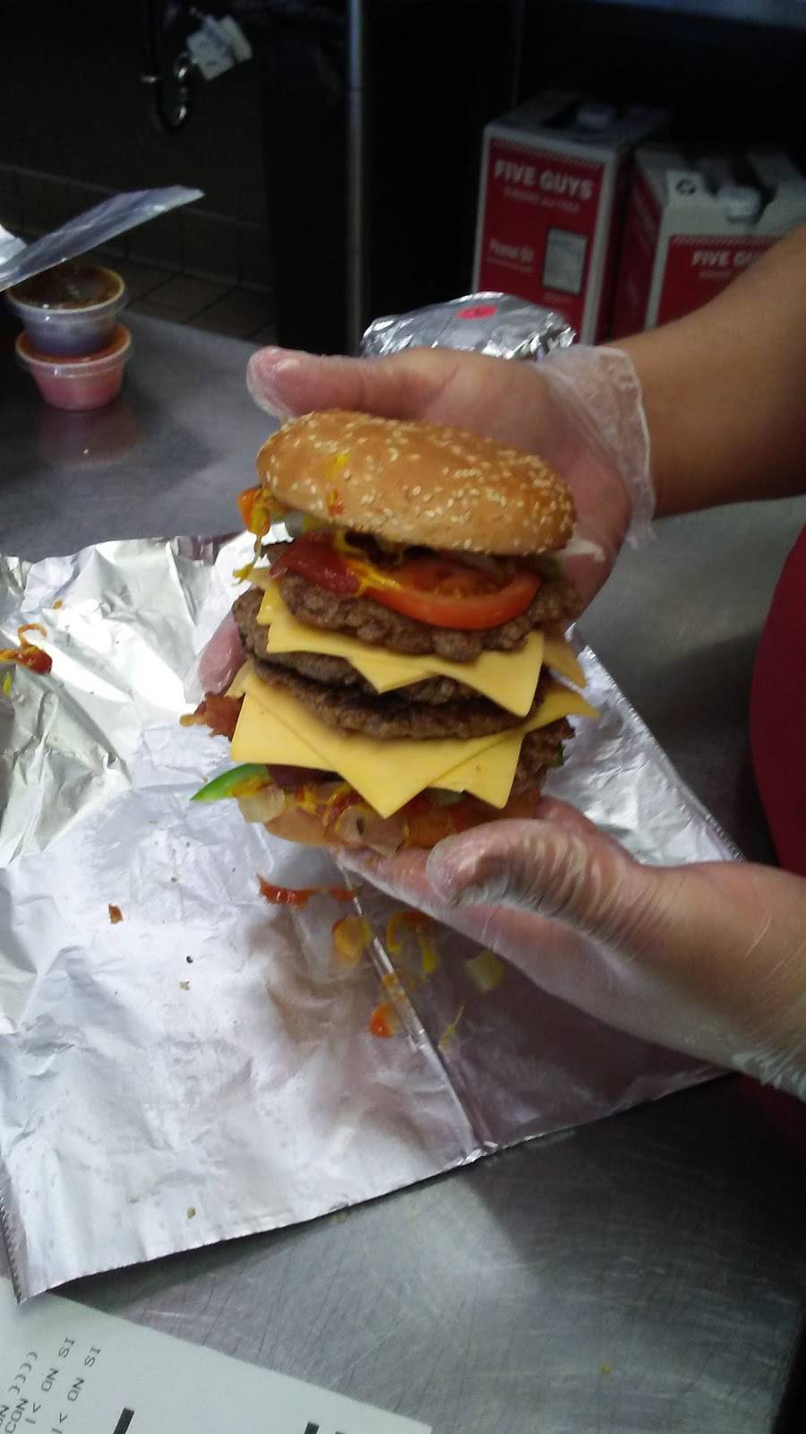 Five Guys | meal takeaway | 12930 Ventura Blvd, Studio City, CA 91604, USA | 8188172318 OR +1 818-817-2318