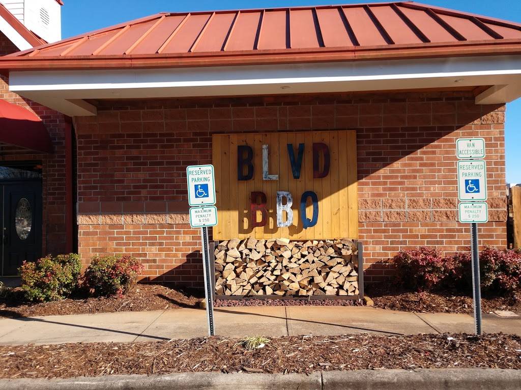 Boulevard Barbeque | restaurant | 810 S College St, Morganton, NC 28655, USA | 8286080847 OR +1 828-608-0847