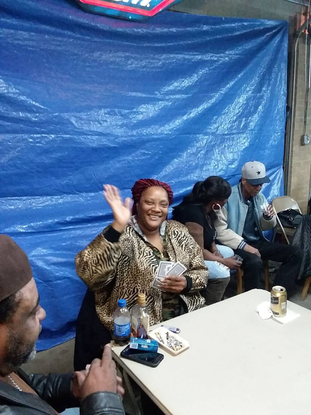 Winners Sports Bar & Grill | restaurant | 5914 W Madison St, Chicago, IL 60644, USA | 7732874900 OR +1 773-287-4900