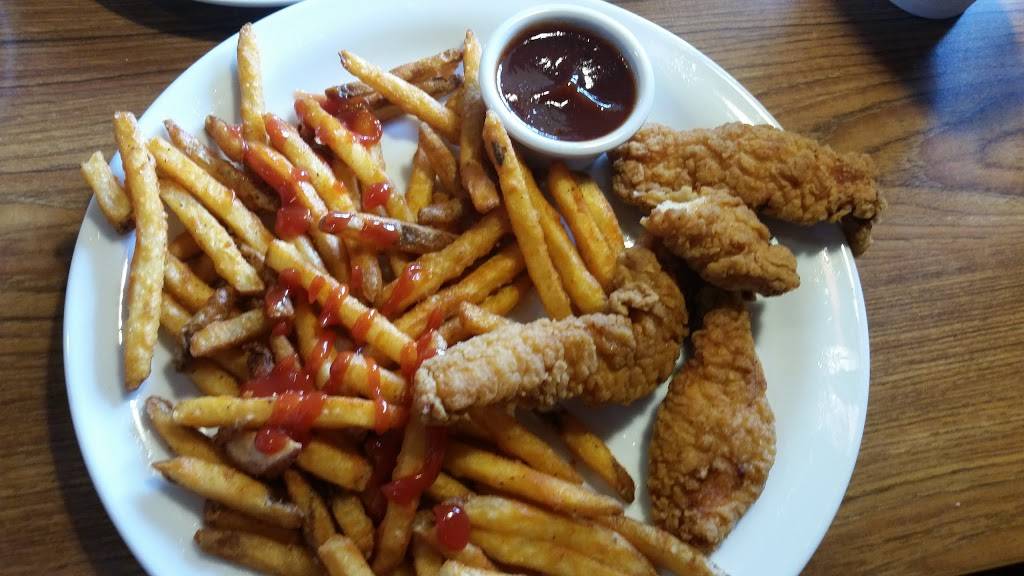 Dennys | restaurant | 68296 Red Roof Ln, St Clairsville, OH 43950, USA | 7406952036 OR +1 740-695-2036