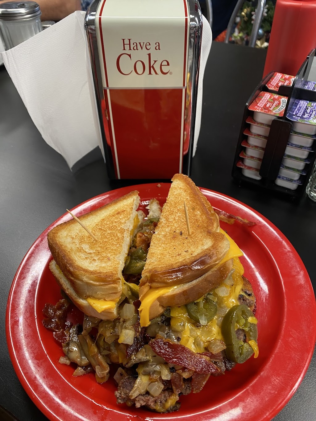 The Tickles Heartline Restaurant | restaurant | 3938 S Boston Hwy, Ringgold, VA 24586, USA | 4347992070 OR +1 434-799-2070