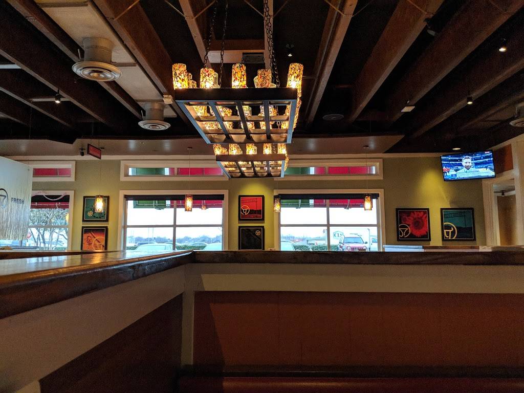 Chilis Grill & Bar | meal takeaway | 5212 TX-360, Grand Prairie, TX 75052, USA | 9726605000 OR +1 972-660-5000
