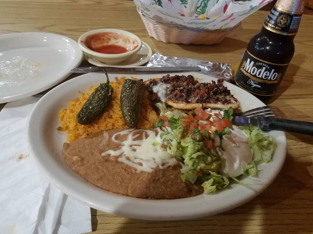 El Charro Mexican Restaurant | restaurant | 1525 N Wood Dr #7965, Okmulgee, OK 74447, USA | 9187520211 OR +1 918-752-0211