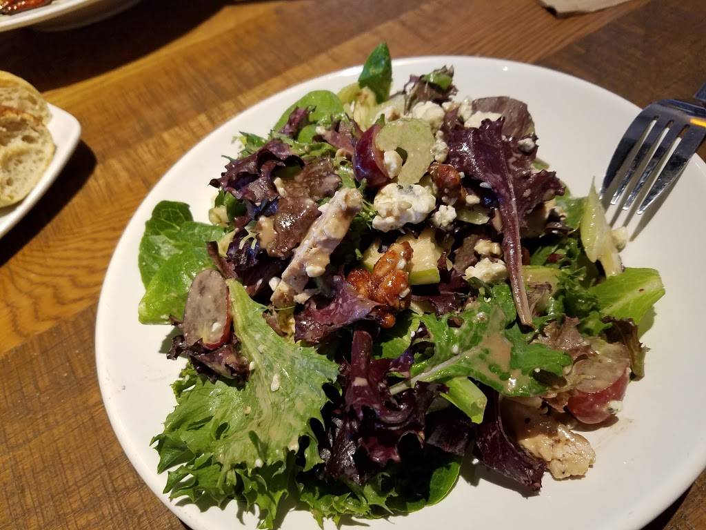 California Pizza Kitchen at Long Beach Marketplace | restaurant | 6417 E. Pacific Coast Hwy, Marketplace unit a-1, Long Beach, CA 90803, USA | 5625962775 OR +1 562-596-2775