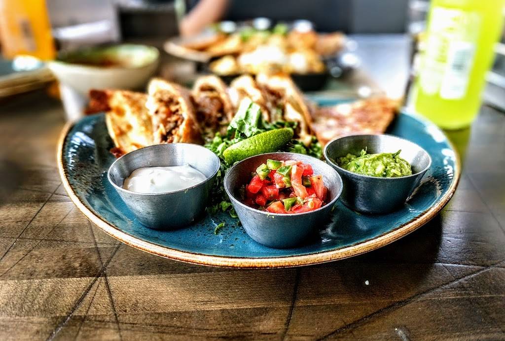 Ancho & Agave | restaurant | 3006 E Empire St, Bloomington, IL 61704, USA | 3095903200 OR +1 309-590-3200