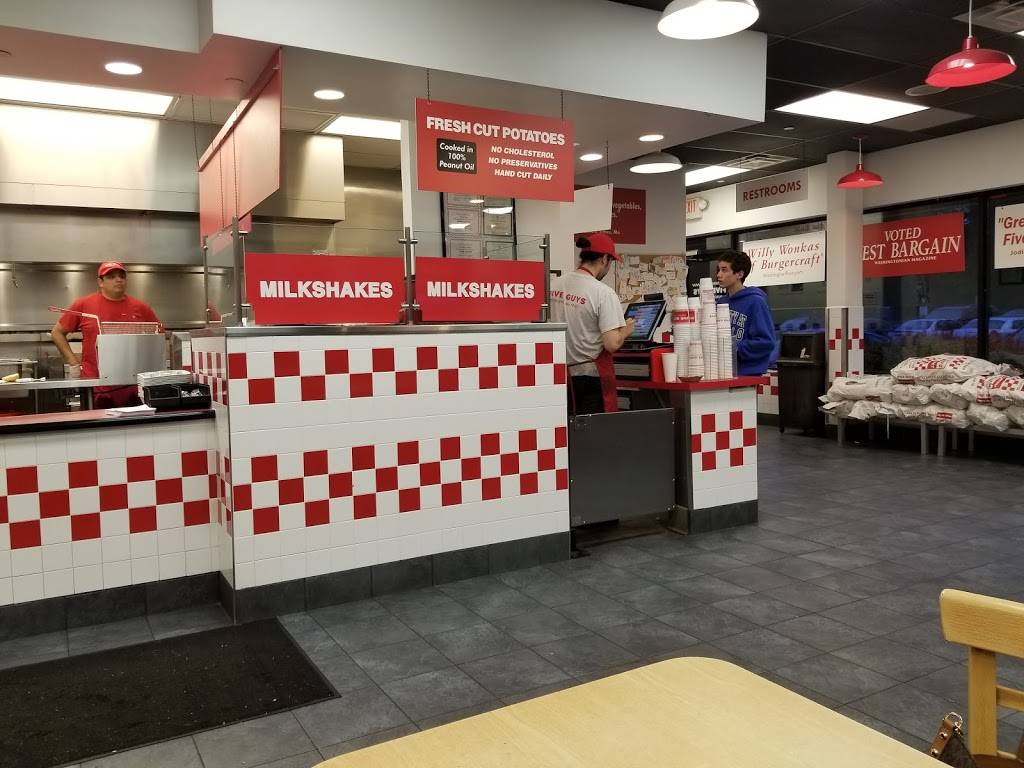 Five Guys | meal takeaway | 601 Veterans Memorial Hwy, Hauppauge, NY 11788, USA | 6312650335 OR +1 631-265-0335