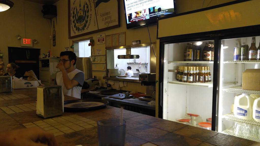 Salvadoreno Restaurant | restaurant | 720 N Main St, Las Vegas, NV 89101, USA | 7023853600 OR +1 702-385-3600