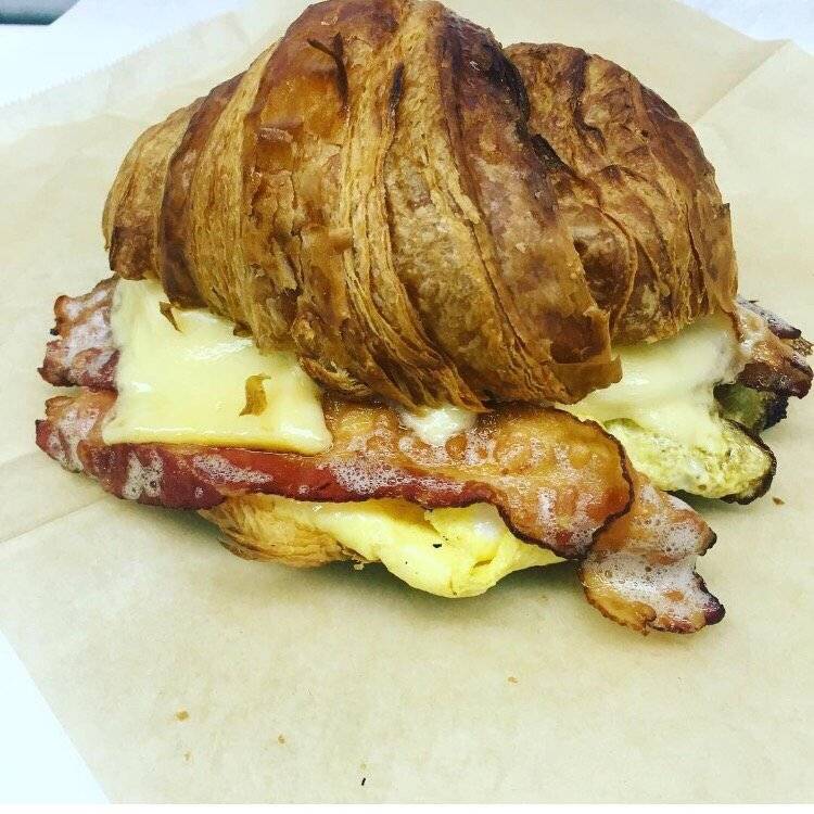 San Diego Wine & Spirits | restaurant | 2244 San Diego Ave A, San Diego, CA 92110, USA | 6192983612 OR +1 619-298-3612