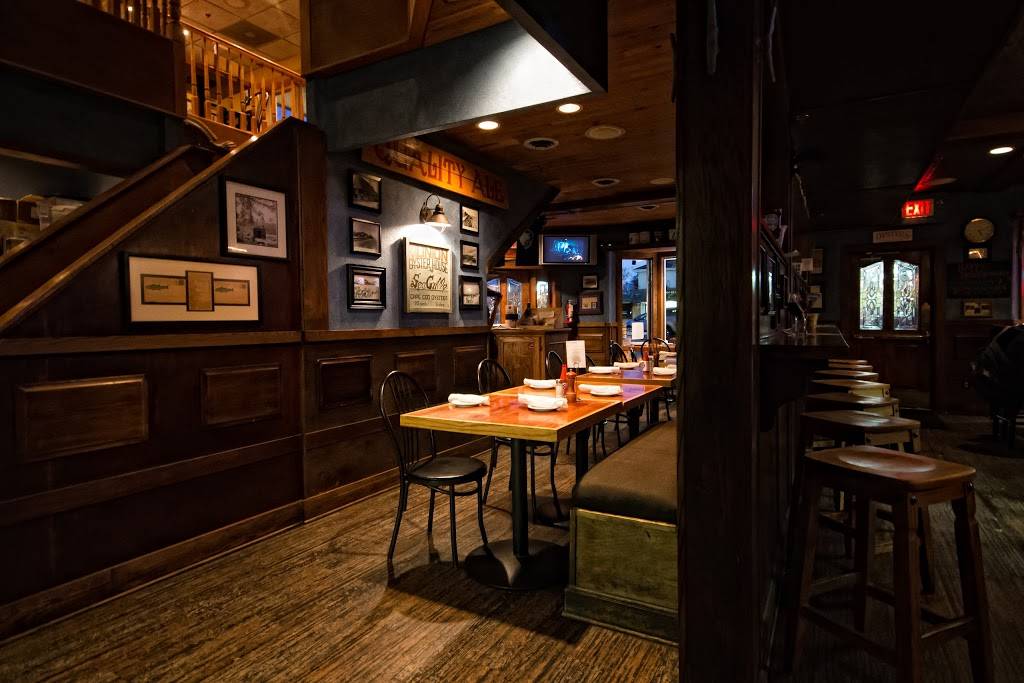 Fins Fish House & Raw Bar | restaurant | 243 Rehoboth Ave, Rehoboth Beach, DE 19971, USA | 3022263467 OR +1 302-226-3467