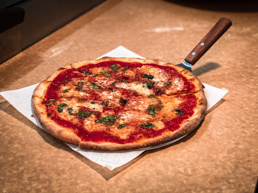 Fratellis Pizza Kitchen | restaurant | 306 S Water St, Henderson, NV 89015, USA | 7022687470 OR +1 702-268-7470