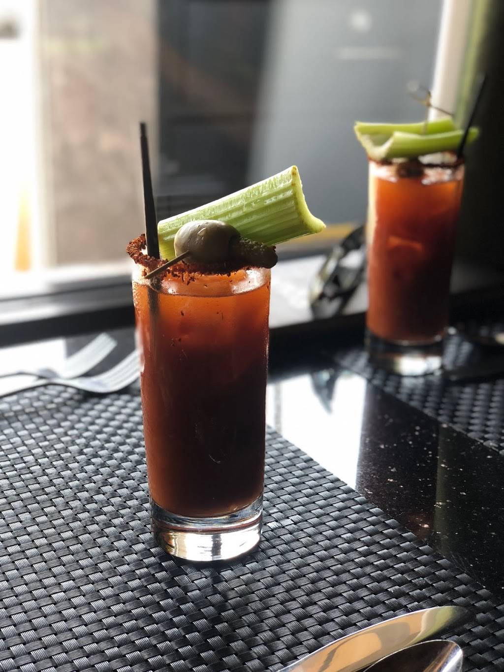 Roux | restaurant | 4205 S MacDill Ave, Tampa, FL 33611, USA | 8134435255 OR +1 813-443-5255