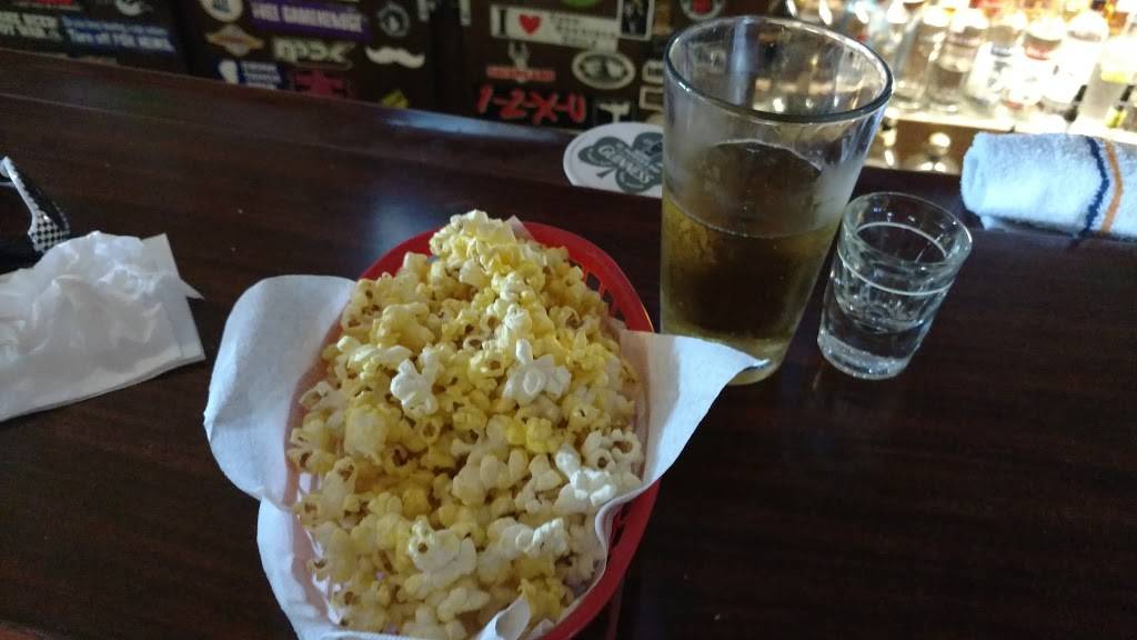 Paul & Eddies Monta Vista Inn | restaurant | 21619 Stevens Creek Blvd, Cupertino, CA 95014, USA | 4082522226 OR +1 408-252-2226