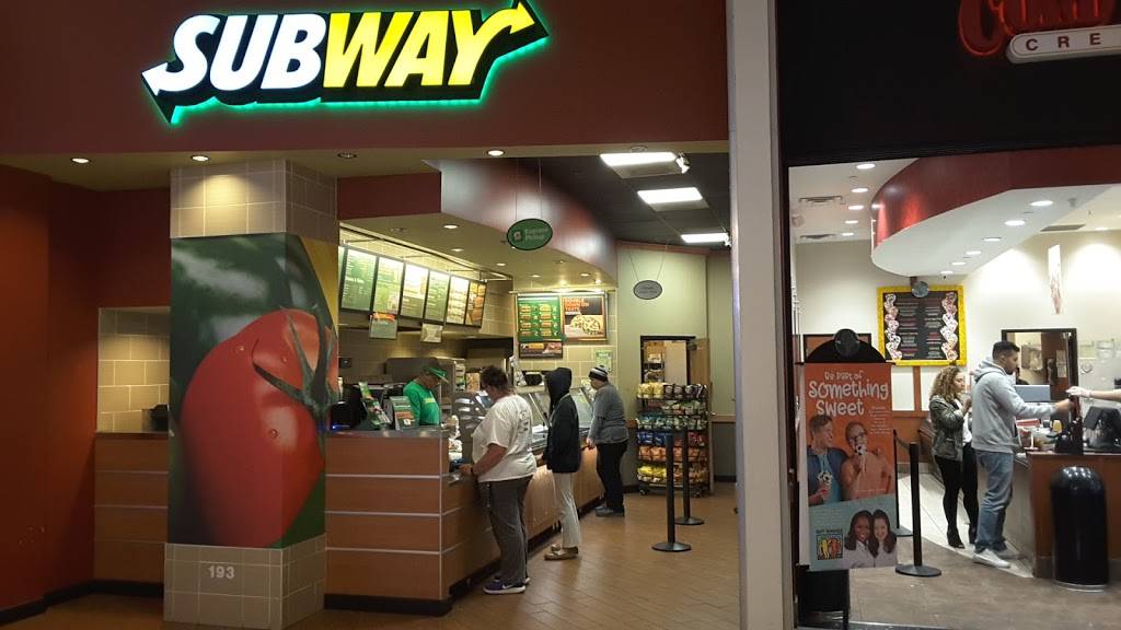 Subway Restaurants | restaurant | 1150 El Camino Real #193, San Bruno, CA 94066, USA | 6506364317 OR +1 650-636-4317