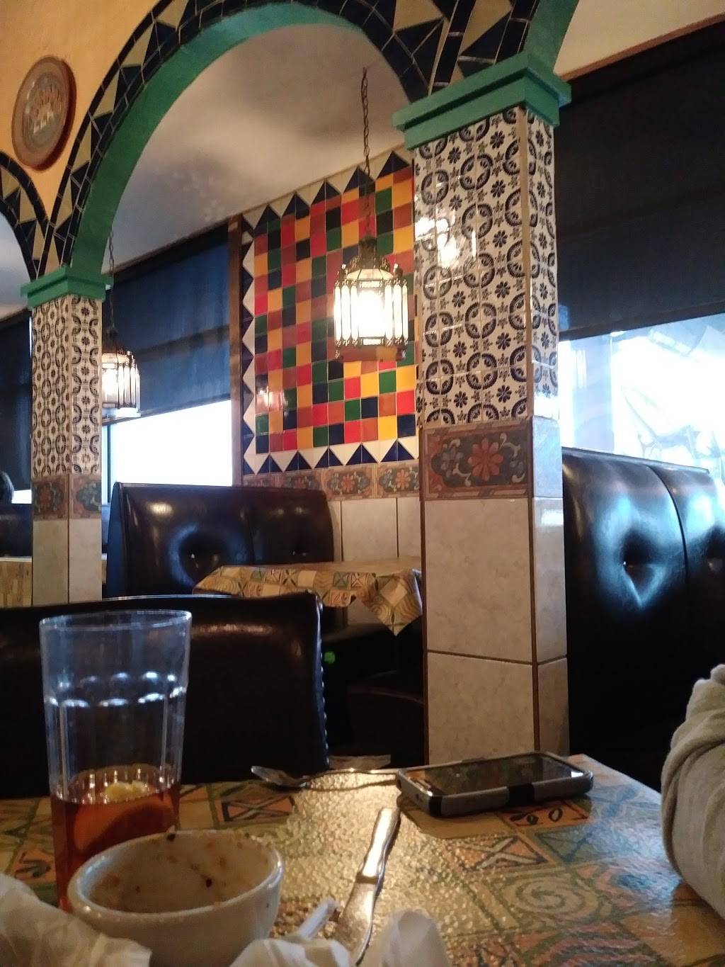 Ernestos Mexican Restaurant | restaurant | 10279 Farm to Market 455 E, Pilot Point, TX 76258, USA | 9406863500 OR +1 940-686-3500