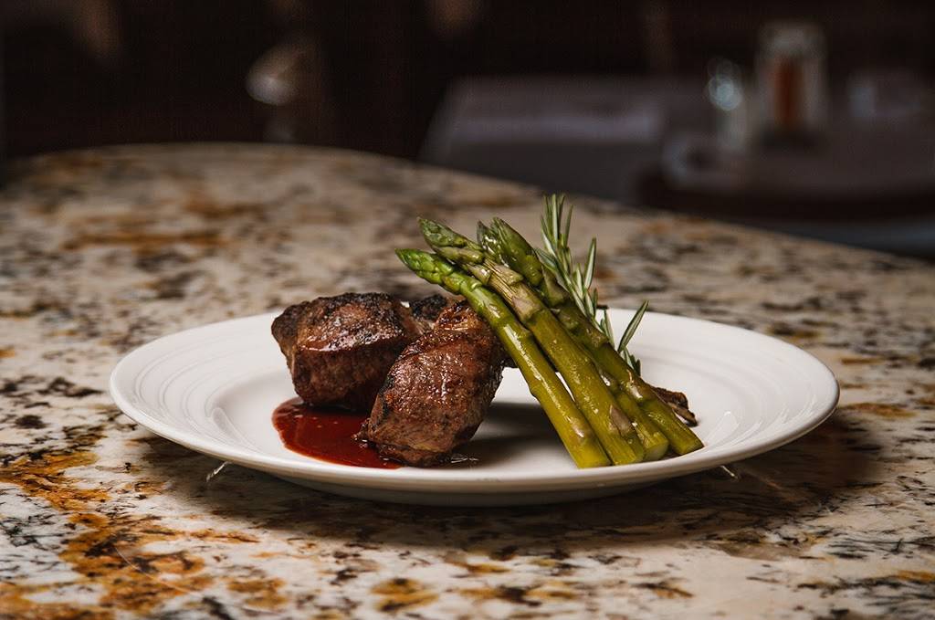 Chardonnays Restaurant | restaurant | 393 Taunton Ave, Seekonk, MA 02771, USA | 5083360967 OR +1 508-336-0967