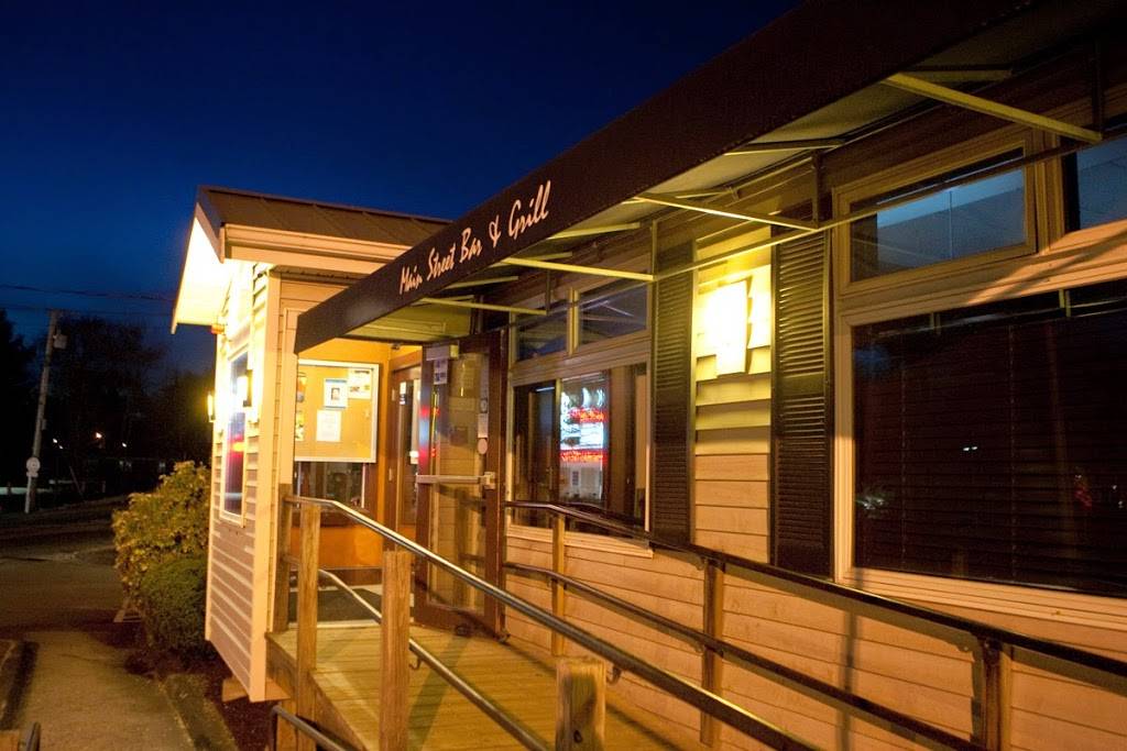 Main Street Grill | restaurant | 1400 Main St, Weymouth, MA 02190, USA | 7813370801 OR +1 781-337-0801