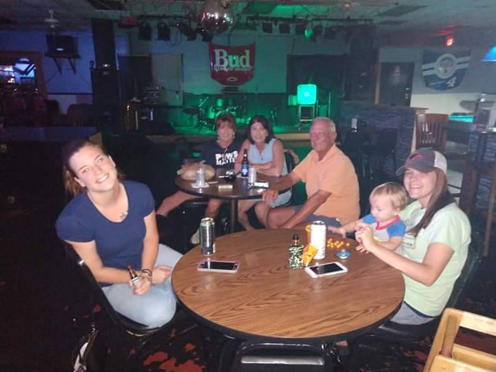 L&M/ Baileys Privite Bar | restaurant | 3380 Chesnee Hwy, Chesnee, SC 29323, USA | 8645787661 OR +1 864-578-7661