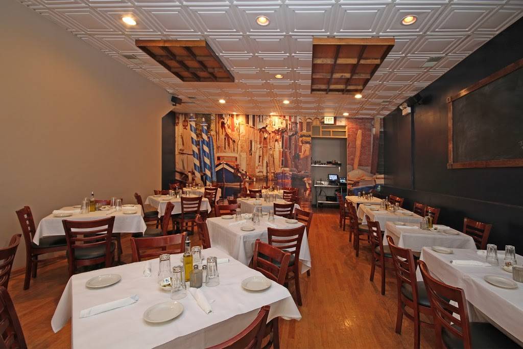Oggi Trattoria | restaurant | 1118 W Grand Ave, Chicago, IL 60642, USA | 3127330442 OR +1 312-733-0442