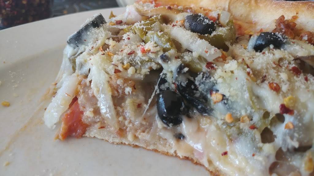 Franks Italian Restaurant | restaurant | 1959 Memorial Dr, Danville, VA 24541, USA | 4347926157 OR +1 434-792-6157