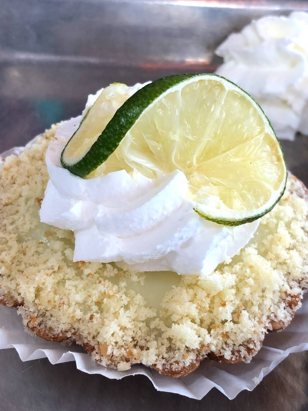 Juicy Lucy BBQ | restaurant | 809 Father Capodanno Blvd, Staten Island, NY 10305, USA | 7189795829 OR +1 718-979-5829