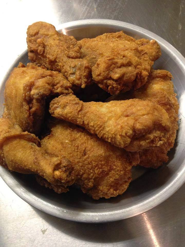 Original Chicken & Ribs | restaurant | 1100 Beatties Ford Rd, Charlotte, NC 28216, USA | 7043322902 OR +1 704-332-2902