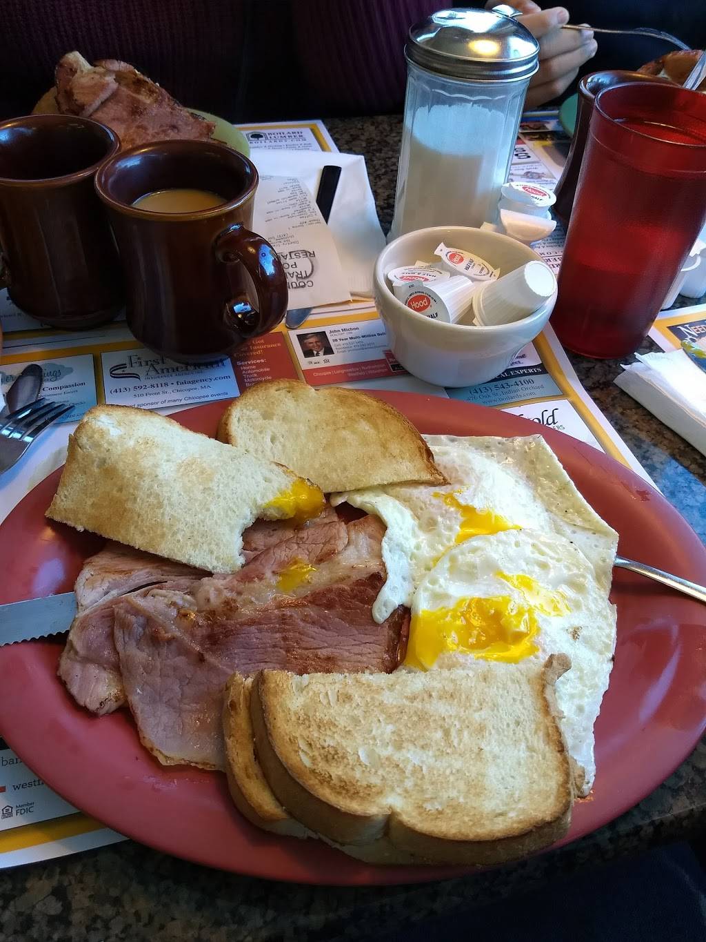 Country Trading & Restaurant | restaurant | 769 Burnett Rd, Chicopee, MA 01020, USA | 4135921641 OR +1 413-592-1641