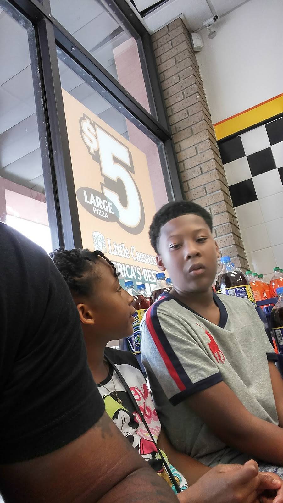 Little Caesars Pizza | meal takeaway | 1170 Terry Pkwy, Terrytown, LA 70056, USA | 5043920060 OR +1 504-392-0060