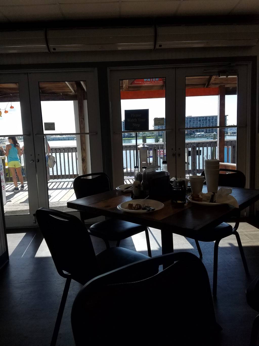 The Boardwalk Grill | restaurant | 204 johns pass boardwalk, Madeira Beach, FL 33708, USA | 7273918947 OR +1 727-391-8947