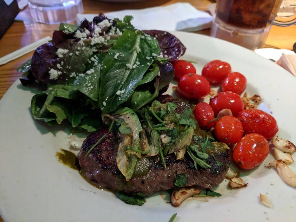 Chilis Grill & Bar | meal takeaway | 9720 Von Allmen Ct suite a, Louisville, KY 40241, USA | 5023018880 OR +1 502-301-8880