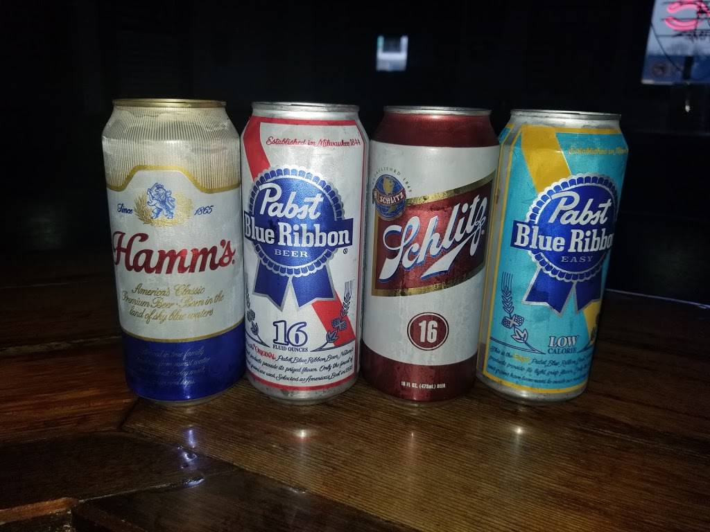 Rte 66 Bar & Grill | restaurant | 113 E Baltimore St, Wilmington, IL 60481, USA | 8154766000 OR +1 815-476-6000