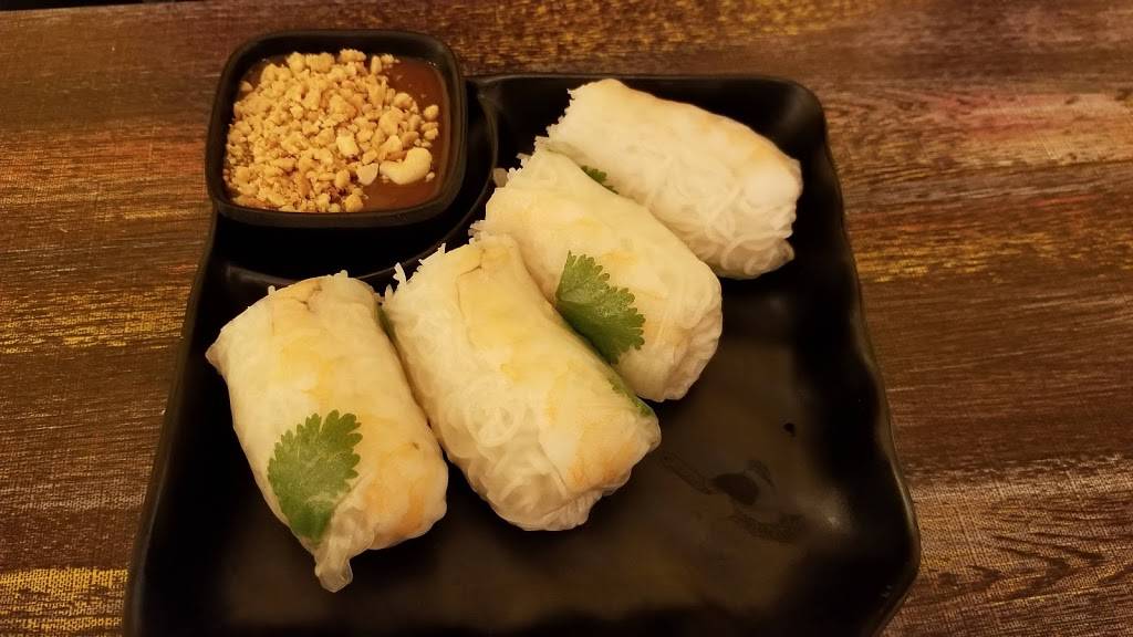 Thai Tanic | restaurant | 13-35 Harvard Rd, Guelph, ON N1G 3A2, Canada | 5197670719 OR +1 519-767-0719