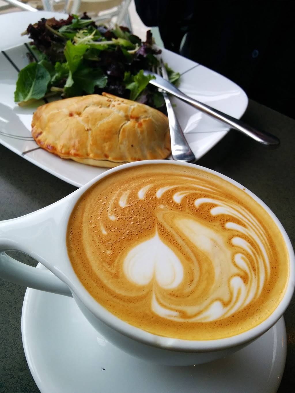 Bitter + Sweet | cafe | 20560 Town Center Ln, Cupertino, CA 95014, USA | 4082552600 OR +1 408-255-2600