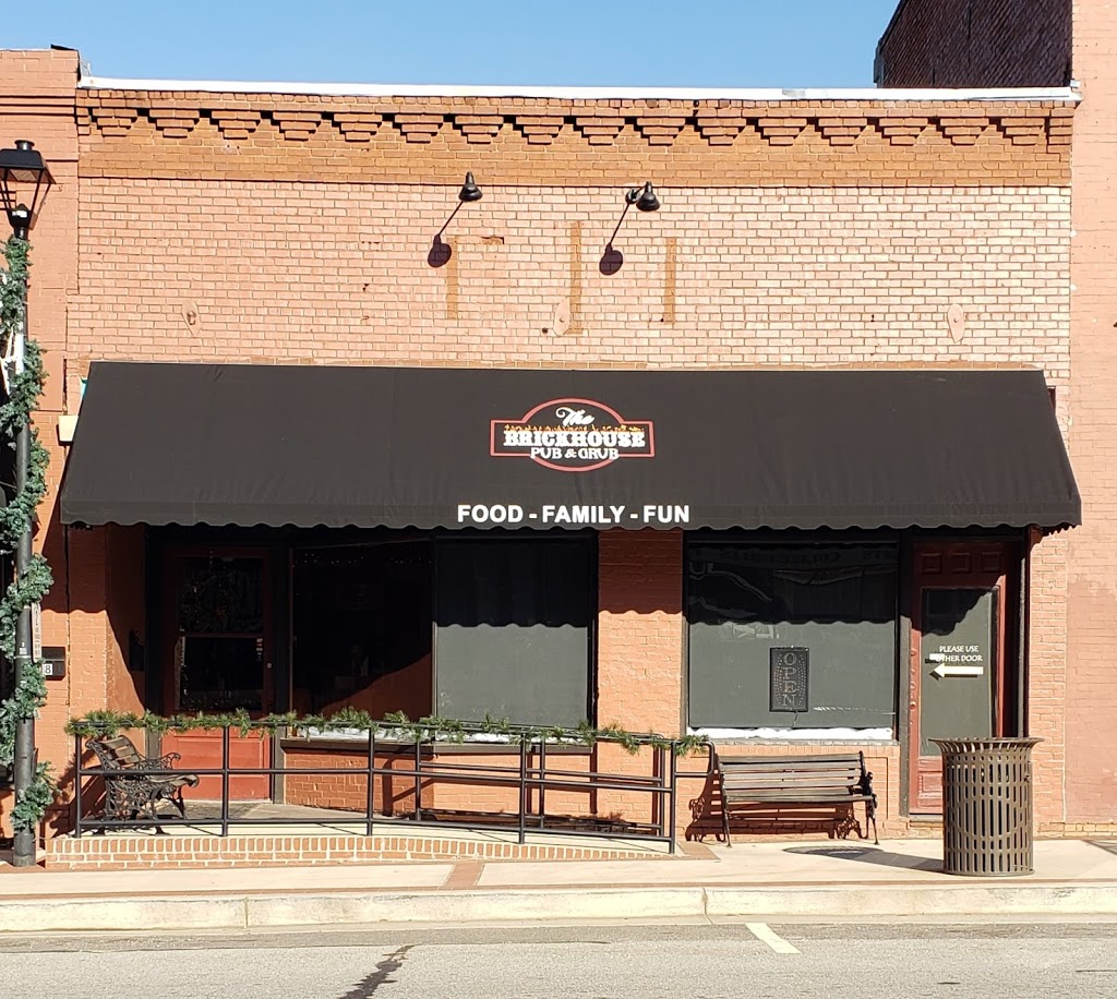 The Brickhouse Pub & Grub | restaurant | 114 N Jefferson Ave, Eatonton, GA 31024, USA | 7067498984 OR +1 706-749-8984