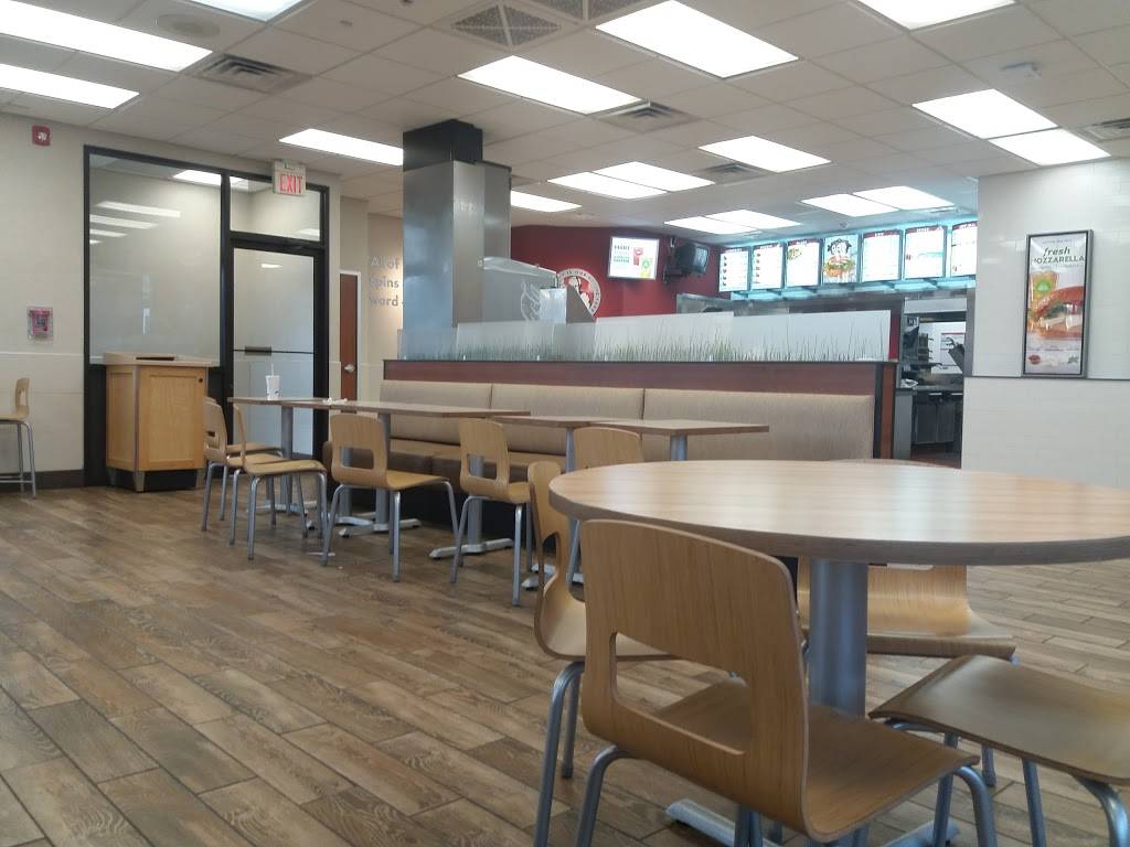 Wendys | restaurant | 1900 Main St, Brockton, MA 02301, USA | 5085862006 OR +1 508-586-2006