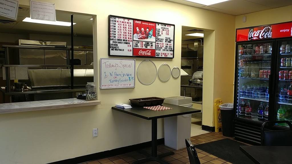 Mancinos Pizza & Grinders | restaurant | 1402 W Mt Hope Ave, Lansing, MI 48910, USA | 5173715033 OR +1 517-371-5033
